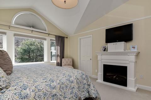 1 Colonial Rd, Dover, MA 02030 photo 20