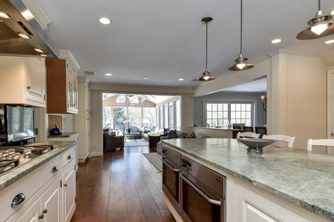 1 Colonial Rd, Dover, MA 02030 photo 4