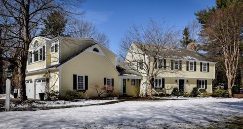 1 Colonial Rd, Dover, MA 02030 photo 1