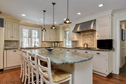 1 Colonial Rd, Dover, MA 02030 photo 2