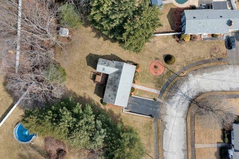 7 Graystone Dr, Danvers, MA 01923 photo 4