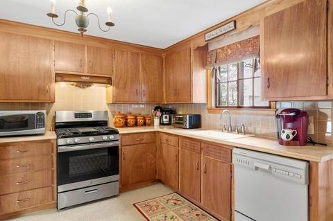 7 Graystone Dr, Danvers, MA 01923 photo 14