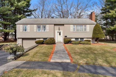 7 Graystone Dr, Danvers, MA 01923 photo 2