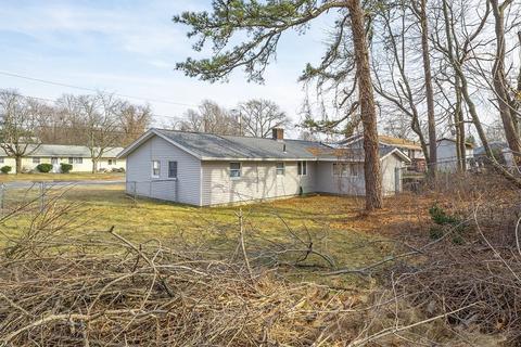 32 Mcdevitt Rd, Randolph, MA 02368 photo 4
