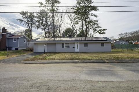 32 Mcdevitt Rd, Randolph, MA 02368 photo 1