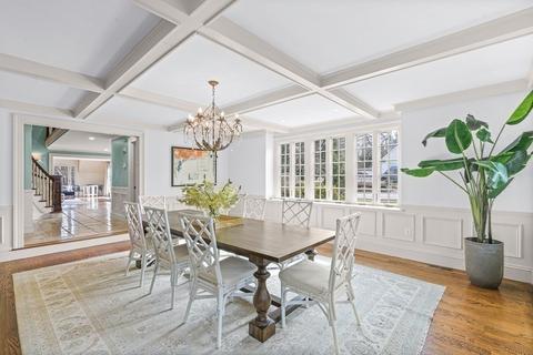 77 Cliff Rd, Wellesley, MA 02481 photo 3