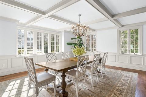 77 Cliff Rd, Wellesley, MA 02481 photo 4