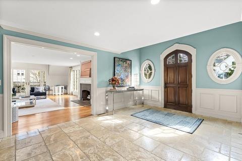 77 Cliff Rd, Wellesley, MA 02481 photo 19