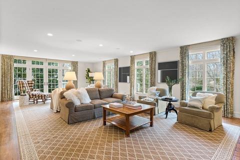 77 Cliff Rd, Wellesley, MA 02481 photo 12