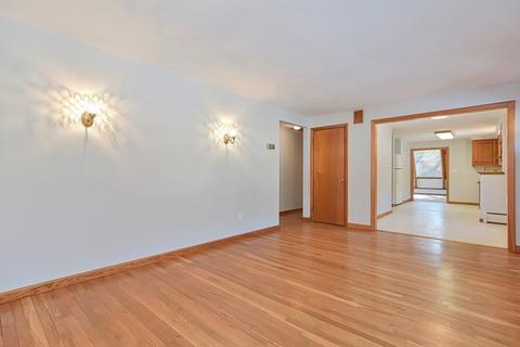 28 Plain, Upton, MA 01568 photo 5