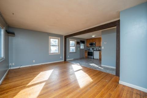 35 Edbert St, Chicopee, MA 01020 photo 6
