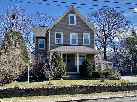 183 High St, Reading, MA 01867 photo 1