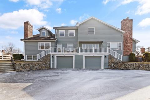 1 Carnation Cir #C, Reading, MA 01867 photo 2