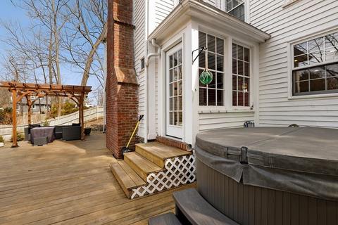 196 Locust St, Danvers, MA 01923 photo 31