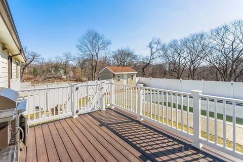 14 Oakridge Dr, Saugus, MA 01906 photo 26