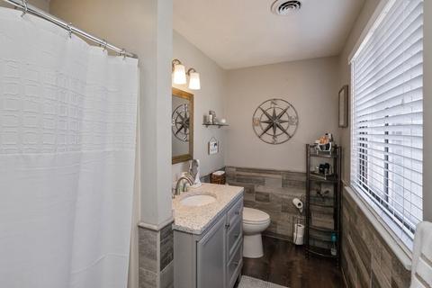 14 Oakridge Dr, Saugus, MA 01906 photo 4