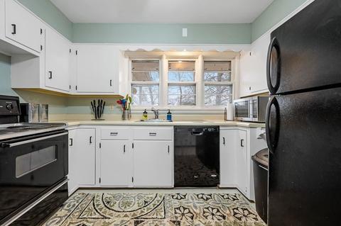26 Brodeur Ave, Webster, MA 01570 photo 7