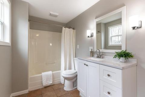 12 Pine Hill Rd, Worcester, MA 01604 photo 10