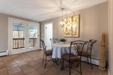 12 Pine Hill Rd, Worcester, MA 01604 photo 9