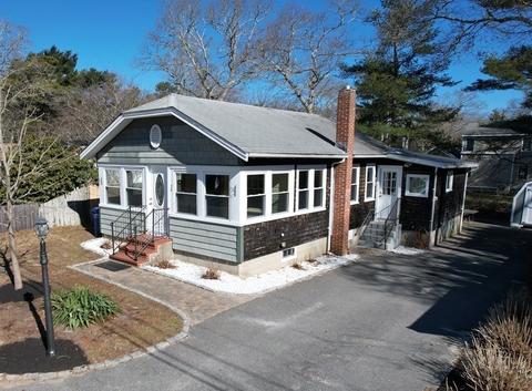 29 Martin St, Wareham, MA 02532 photo 3