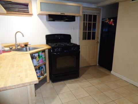 1158 Elsbree St, Fall River, MA 02720 photo 9