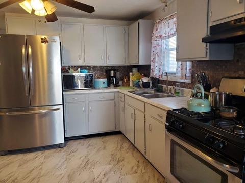 1158 Elsbree St, Fall River, MA 02720 photo 3