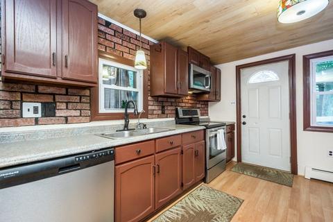 2 Lakeside Ave, Webster, MA 01570 photo 9