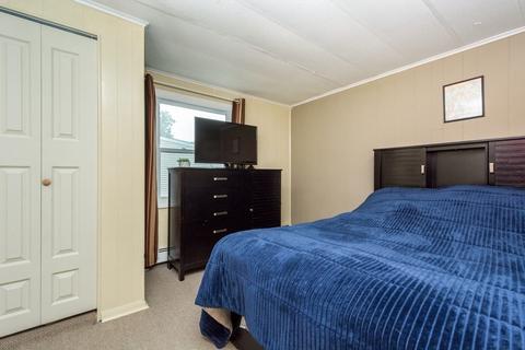 2 Lakeside Ave, Webster, MA 01570 photo 19