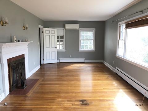 83 Langsford St, Gloucester, MA 01930 photo 5