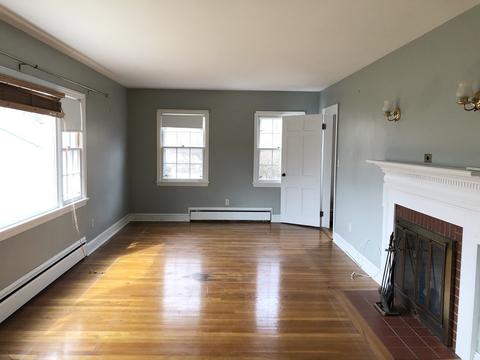83 Langsford St, Gloucester, MA 01930 photo 8