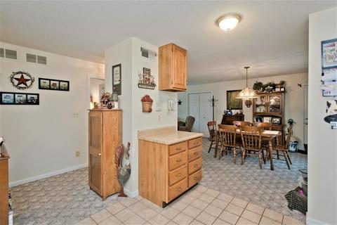 200 Lambert Ter #7, Chicopee, MA 01020 photo 12