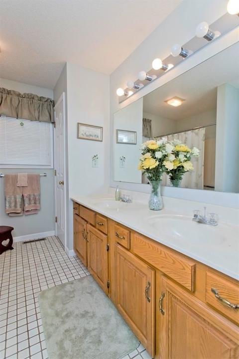 200 Lambert Ter #7, Chicopee, MA 01020 photo 21