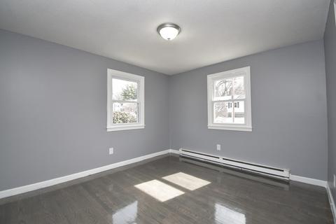 242 Roy St, Springfield, MA 01104 photo 13