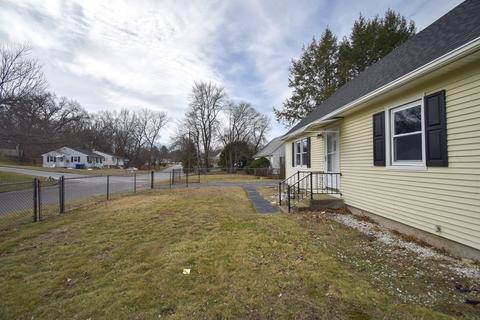 242 Roy St, Springfield, MA 01104 photo 38