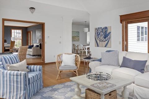 566 Main St, Hingham, MA 02043 photo 12
