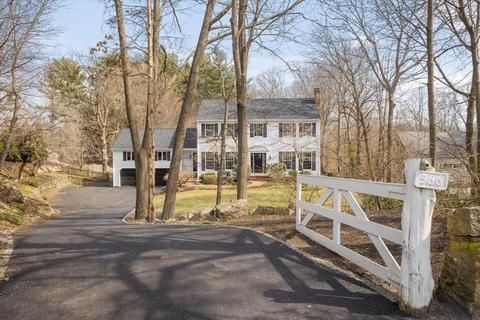 566 Main St, Hingham, MA 02043 photo 1
