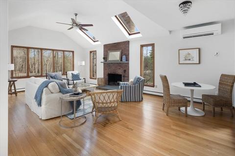 566 Main St, Hingham, MA 02043 photo 9