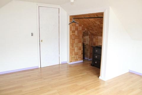 26 Bothnia St, Worcester, MA 01607 photo 13