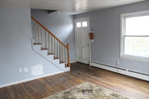 26 Bothnia St, Worcester, MA 01607 photo 5