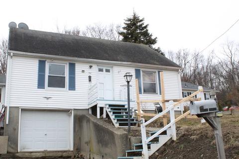 26 Bothnia St, Worcester, MA 01607 photo 1