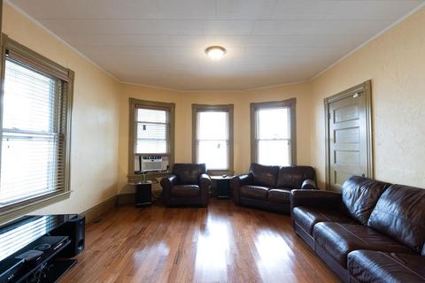 17 Blanche St, Worcester, MA 01604 photo 4