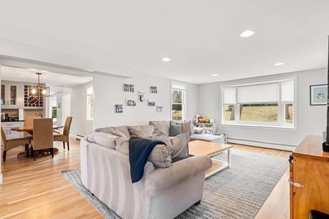 26 Highgate, Needham, MA 02492 photo 11