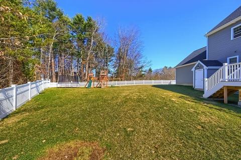 5 Bourne Dr, Halifax, MA 02338 photo 4