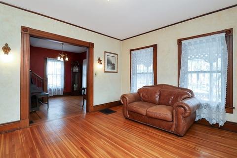 4 Lafayette St, Springfield, MA 01109 photo 6