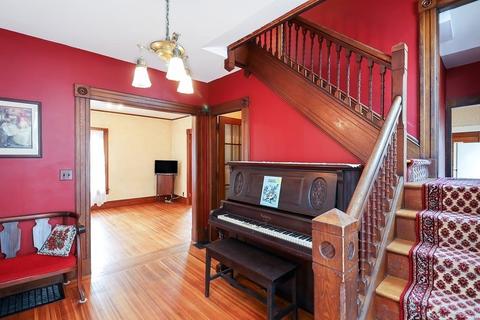 4 Lafayette St, Springfield, MA 01109 photo 4