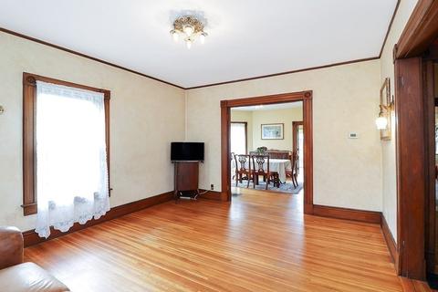 4 Lafayette St, Springfield, MA 01109 photo 7
