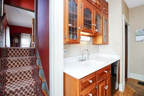 4 Lafayette St, Springfield, MA 01109 photo 17