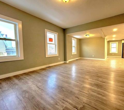 47 Thompson Rd, Webster, MA 01570 photo 6