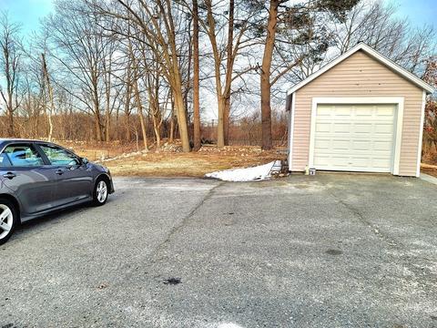 47 Thompson Rd, Webster, MA 01570 photo 13