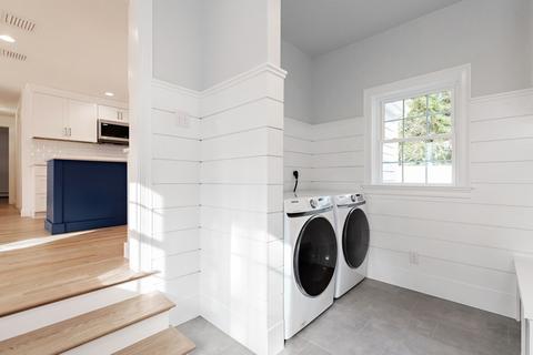 124 Highland Ave, Barnstable, MA 02635 photo 3